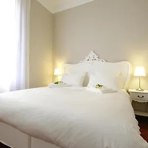 Mercalli 1 Apartment
